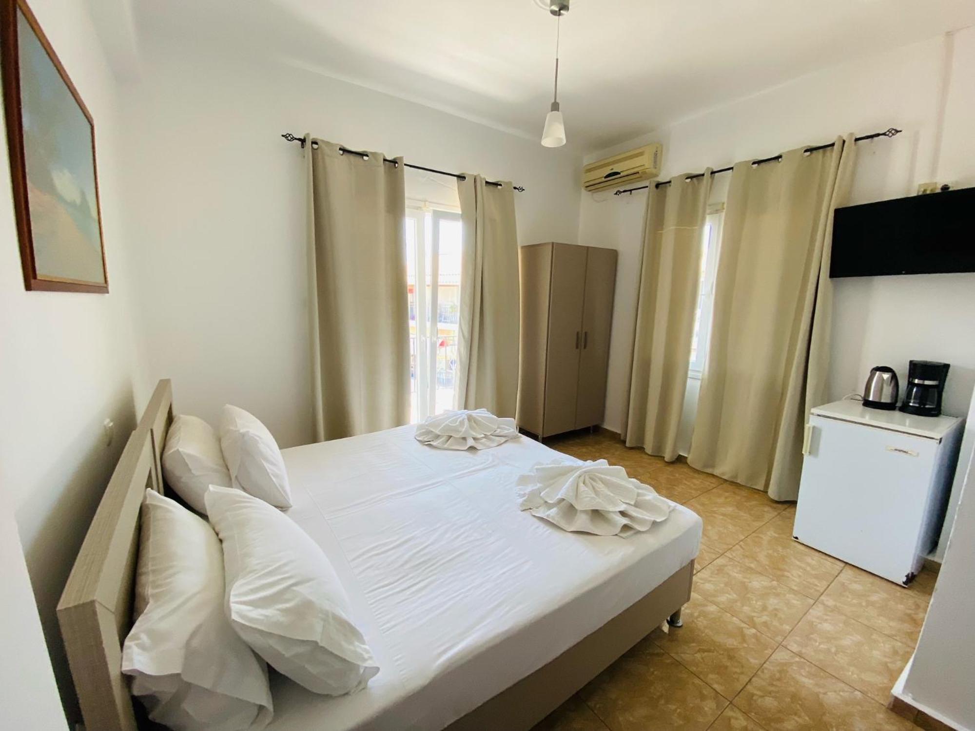 Central Hotel Парга Экстерьер фото