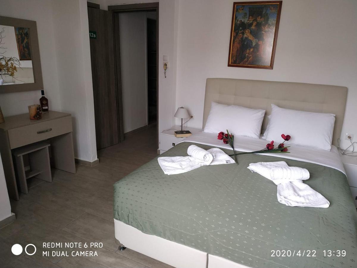 Central Hotel Парга Экстерьер фото